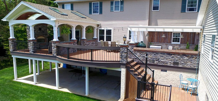 Creative Custom Decks Design in Vernon, CA